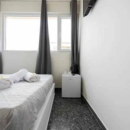 Liberal Mini Rooms & Suites Athens Exterior photo