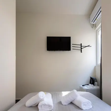 Liberal Mini Rooms & Suites Athens Exterior photo