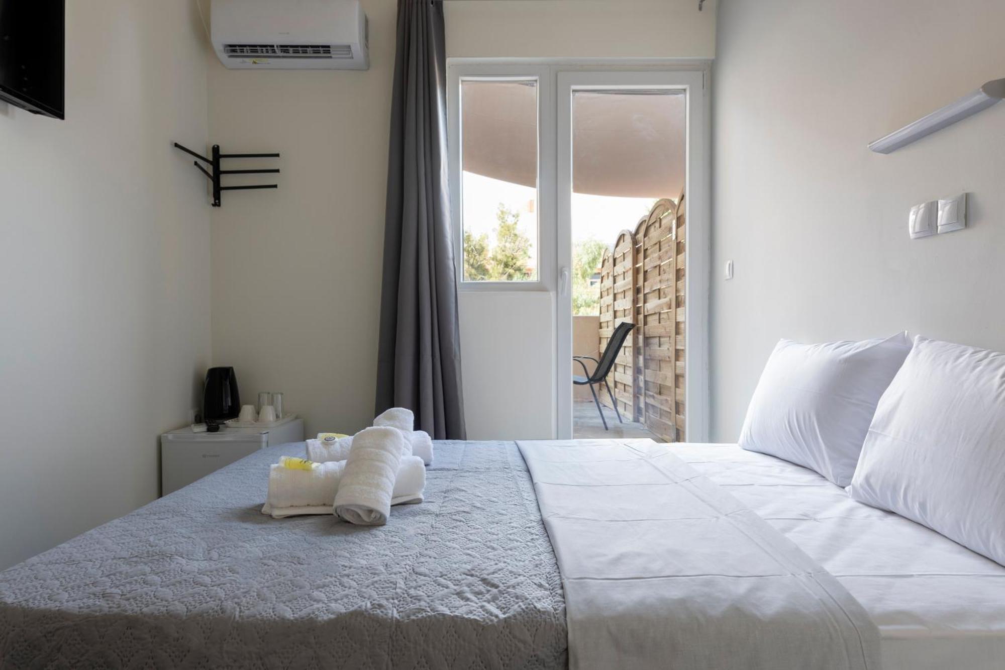 Liberal Mini & Apartment Athens